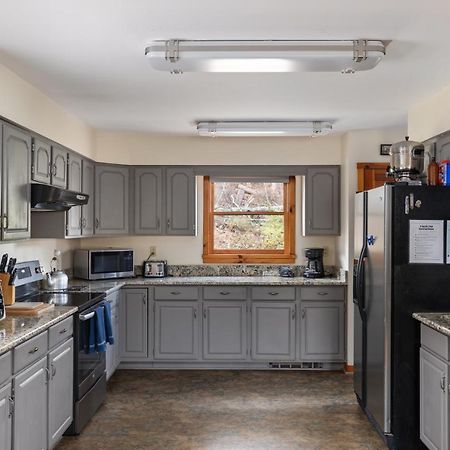 Sleepy Hollow 5Br Cabin - National Park 7 Min, Hot Tub, Fire Pit, Sleeps 12 Luray Dış mekan fotoğraf